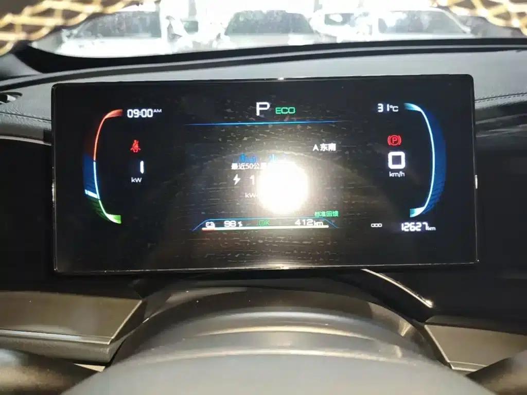 Qin PLUS 2024 Glory Edition EV 420KM Leading Model — миниатюра 12