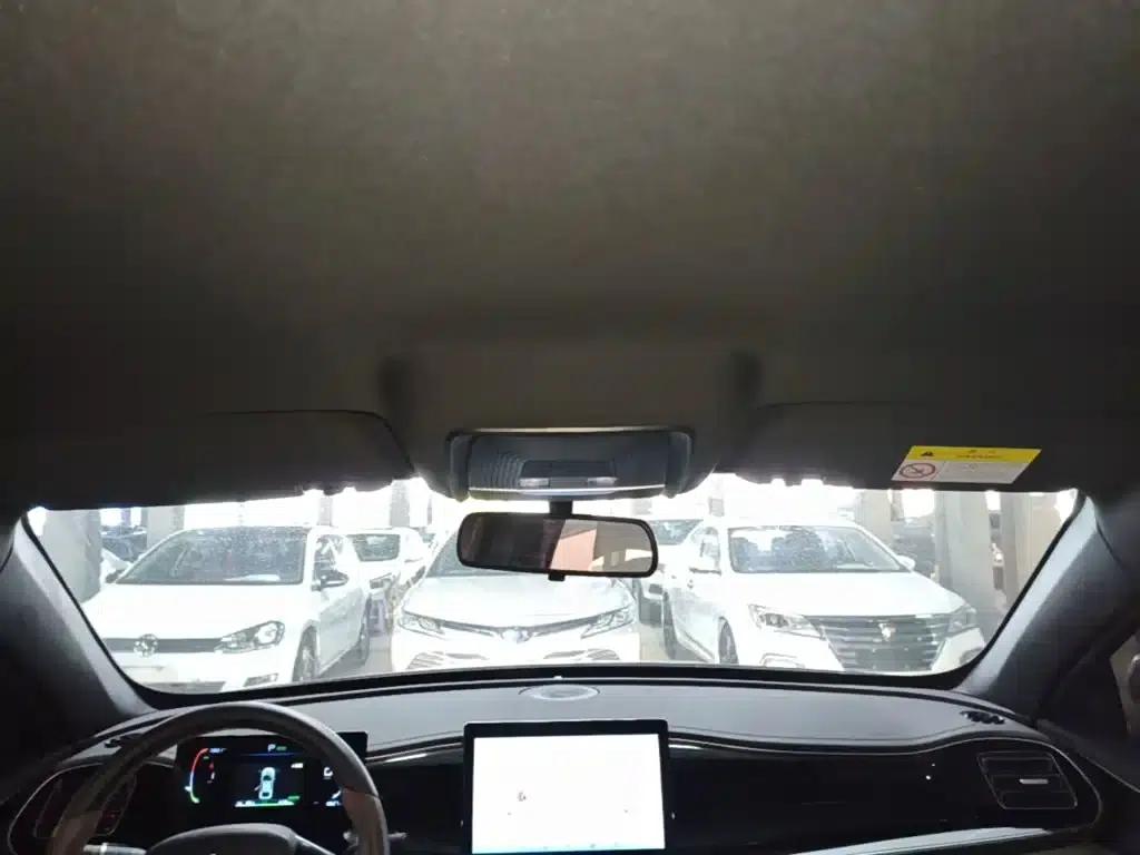 Qin PLUS 2024 Glory Edition EV 420KM Leading Model — миниатюра 18
