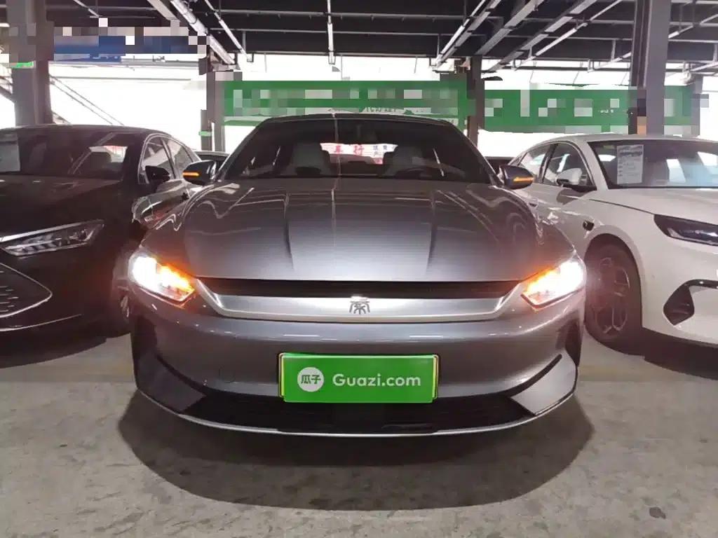 Qin PLUS 2024 Glory Edition EV 420KM Leading Model — миниатюра 3
