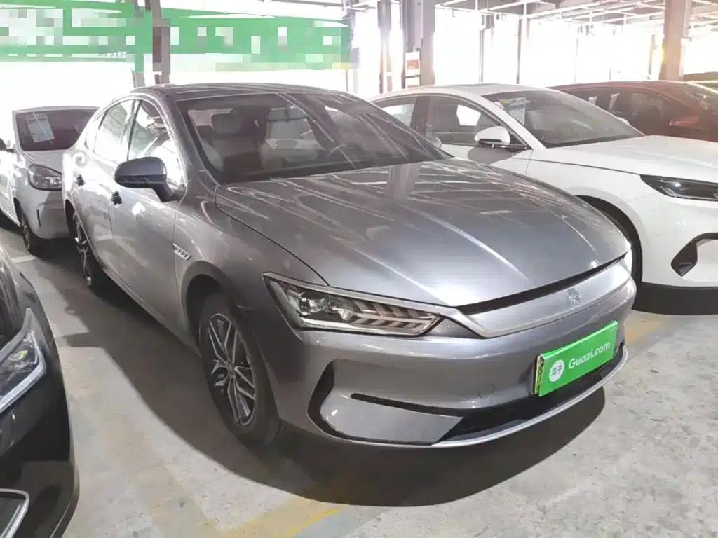 Qin PLUS 2024 Glory Edition EV 420KM Leading Model — миниатюра 4