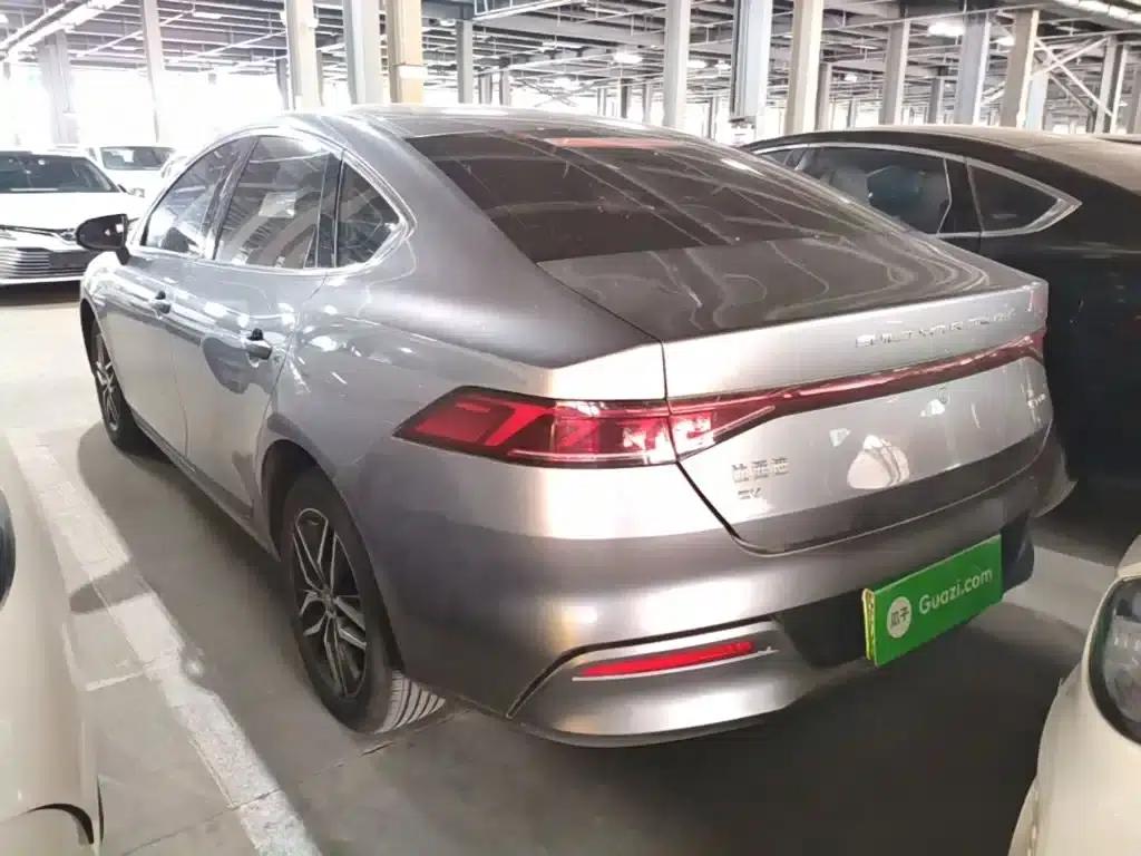 Qin PLUS 2024 Glory Edition EV 420KM Leading Model — миниатюра 5