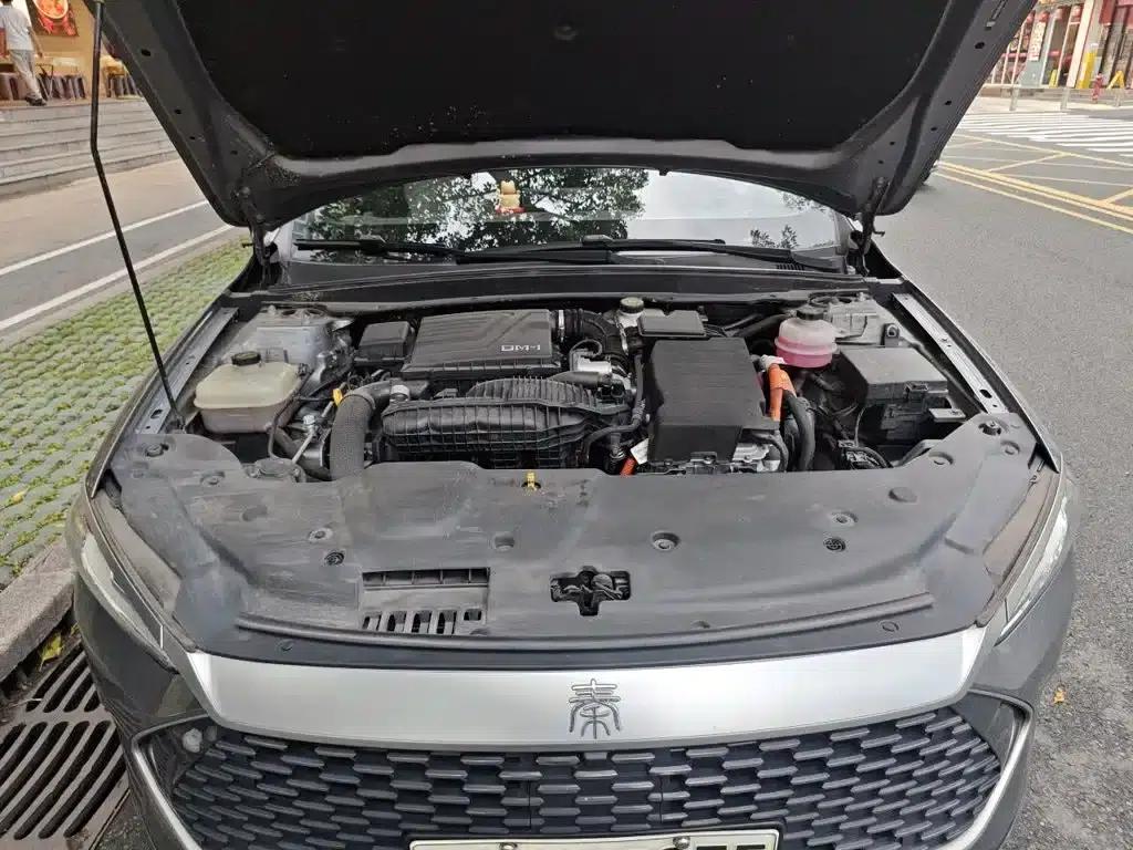 Qin PLUS 2023 Champion Edition DM-i 55KM Leading Model — миниатюра 11