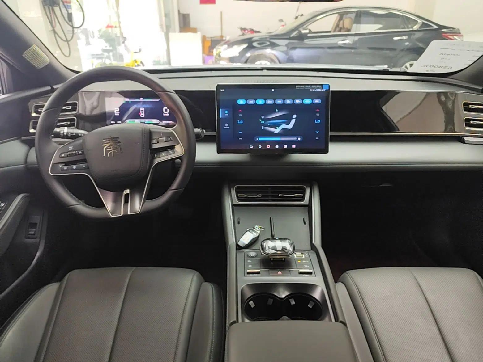 BYD Qin L 2024 DM-i 120KM Leading Model — миниатюра 12