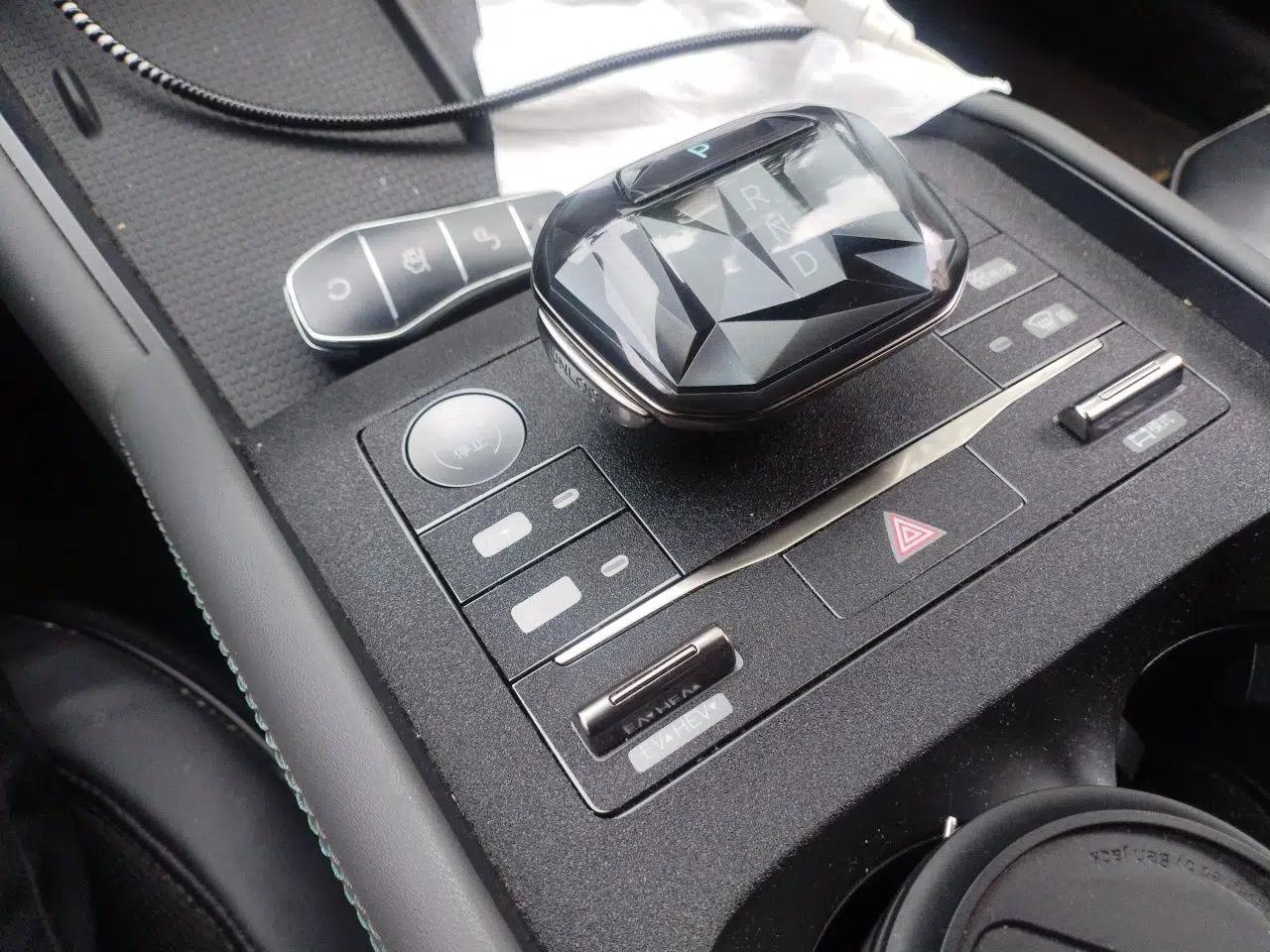 BYD Qin L 2025 DM-i Smart Drive 120KM Leading Model — миниатюра 14