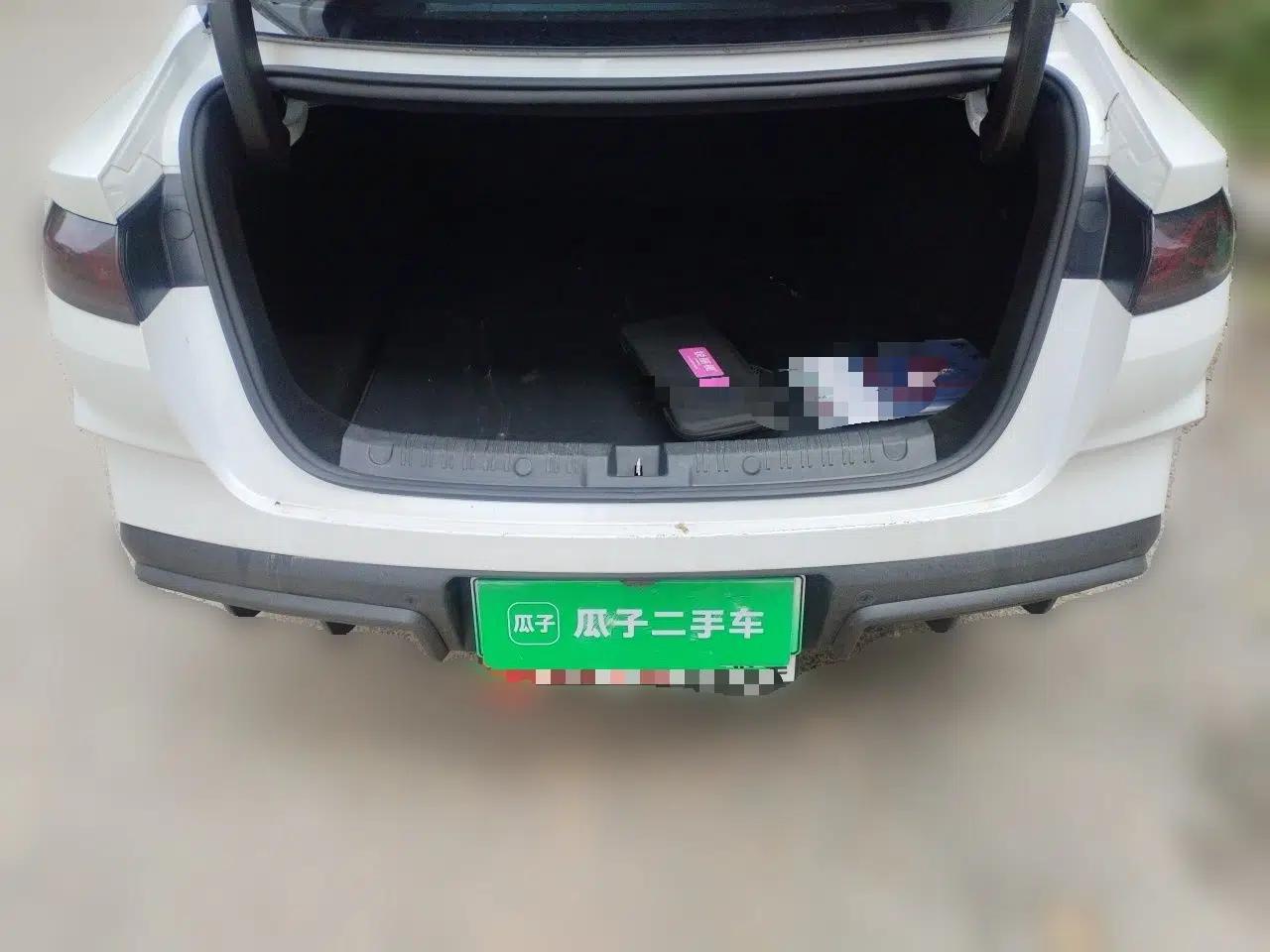 BYD Qin L 2025 DM-i Smart Drive 120KM Leading Model — миниатюра 19