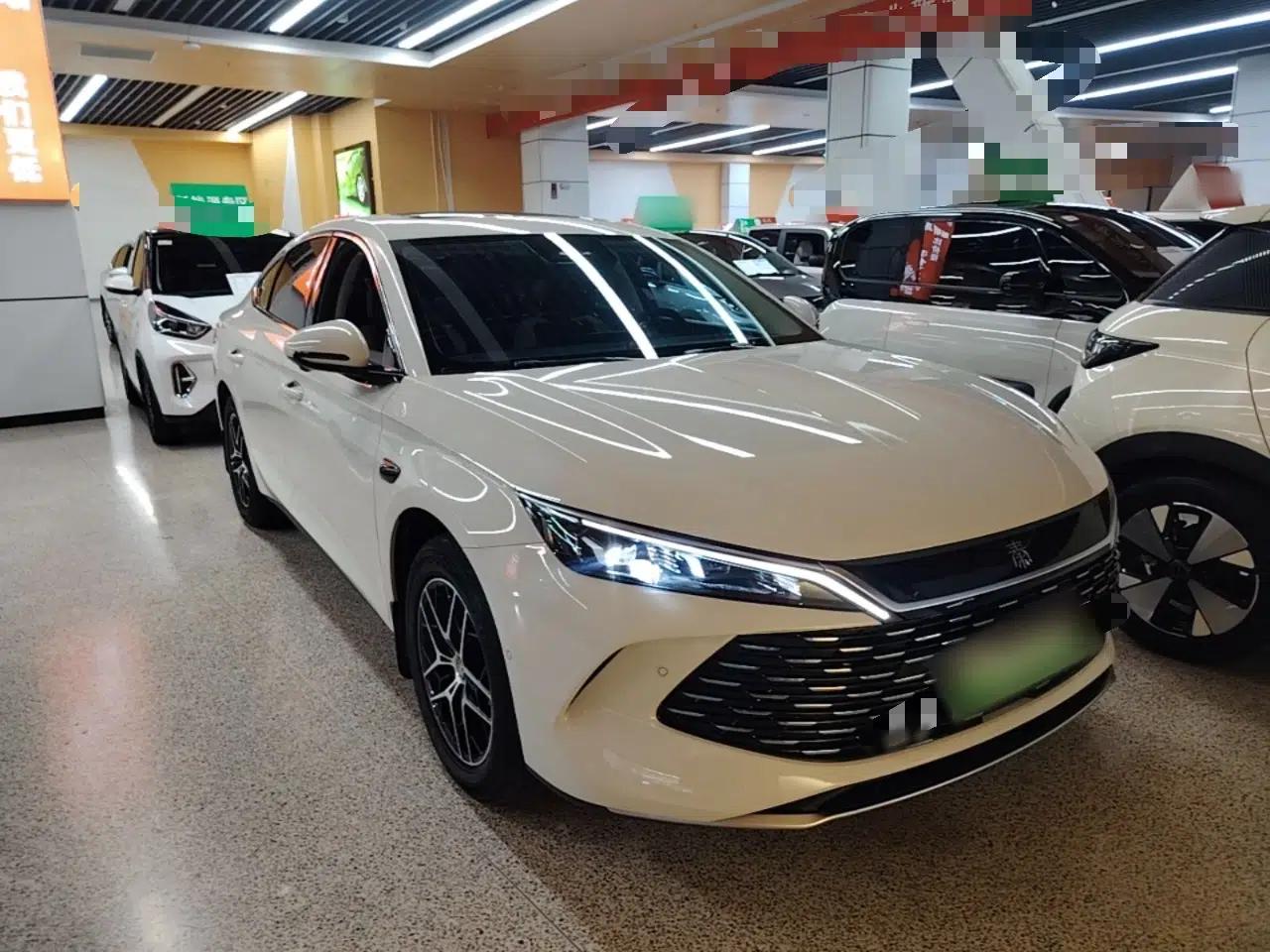 BYD Qin L 2026 Model DM-i 210KM Beyond Version — миниатюра 3