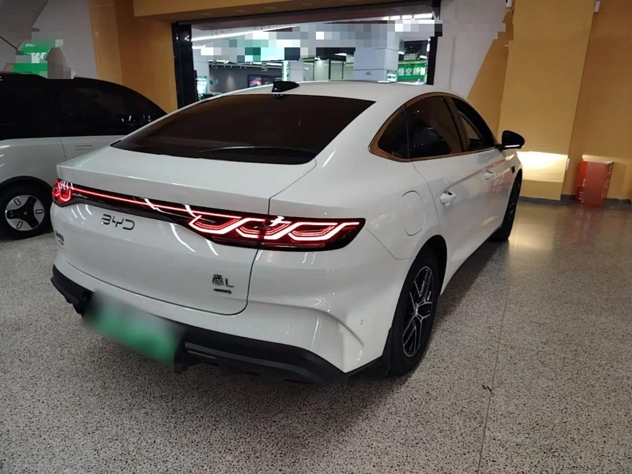 BYD Qin L 2026 Model DM-i 210KM Beyond Version — миниатюра 6