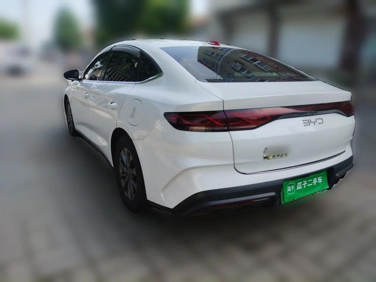 BYD Qin L 2024 DM-i 80KM Leading Model — миниатюра 4