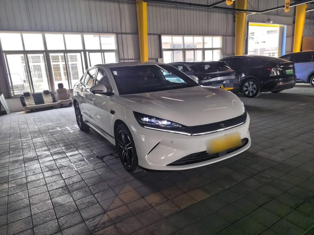 BYD Qin L 2025 EV 545KM Cloud Suspension Edition — миниатюра 3