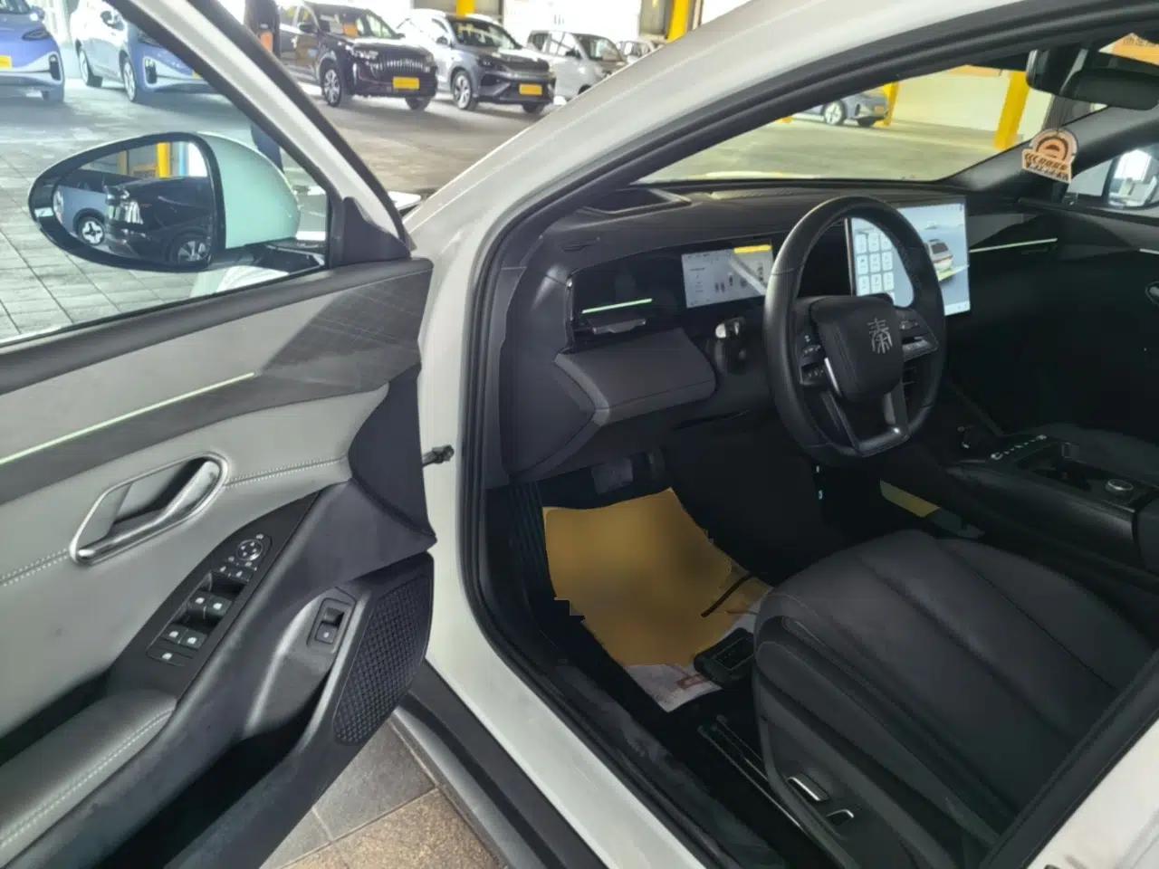 BYD Qin L 2025 EV 545KM Cloud Suspension Edition — миниатюра 27