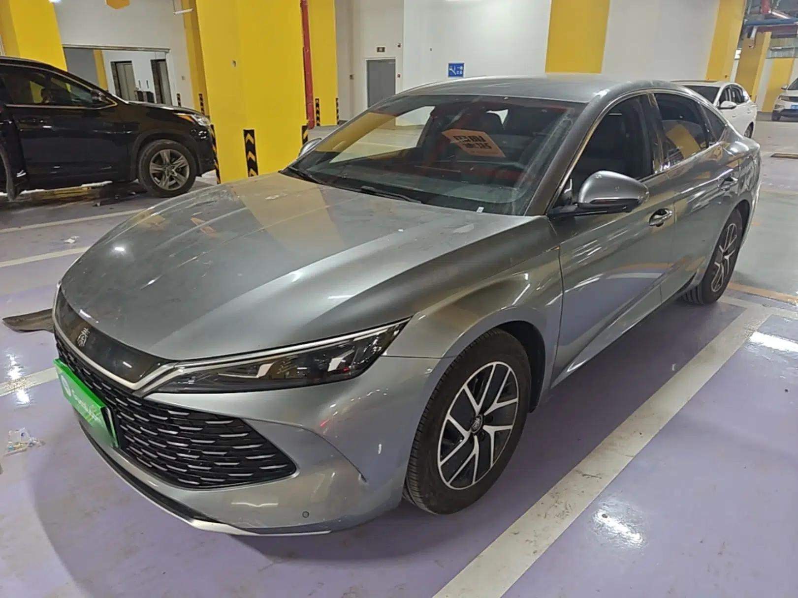 BYD Qin L 2024 DM-i 80KM Beyond Model — миниатюра 1
