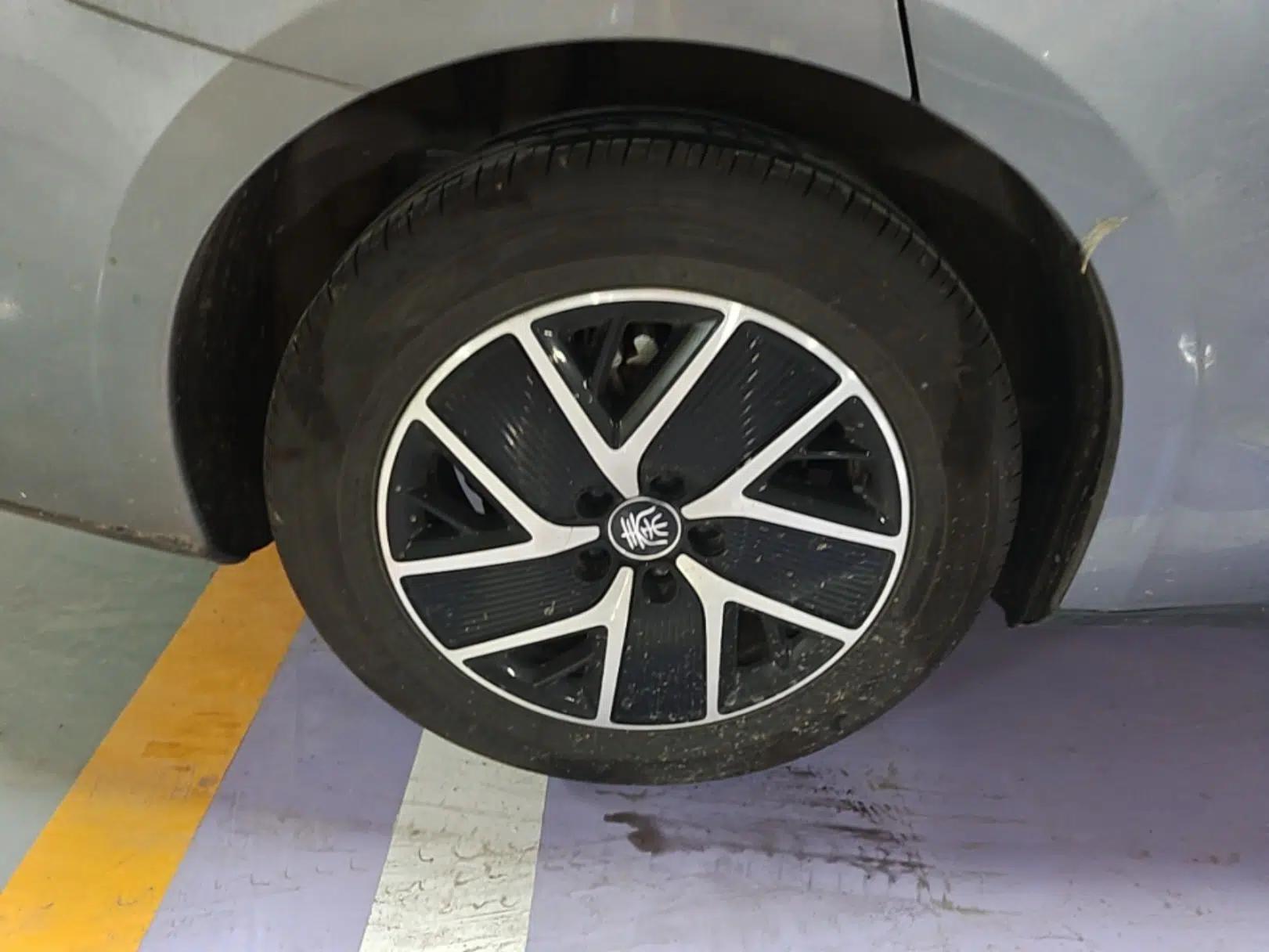 BYD Qin L 2024 DM-i 80KM Beyond Model — миниатюра 11