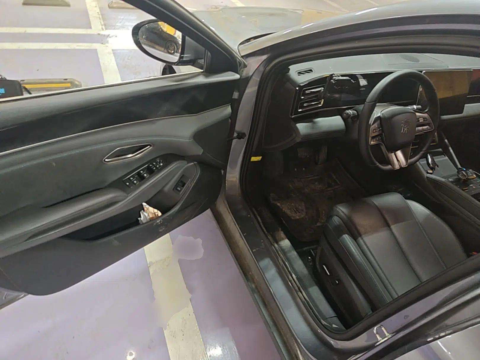 BYD Qin L 2024 DM-i 80KM Beyond Model — миниатюра 18