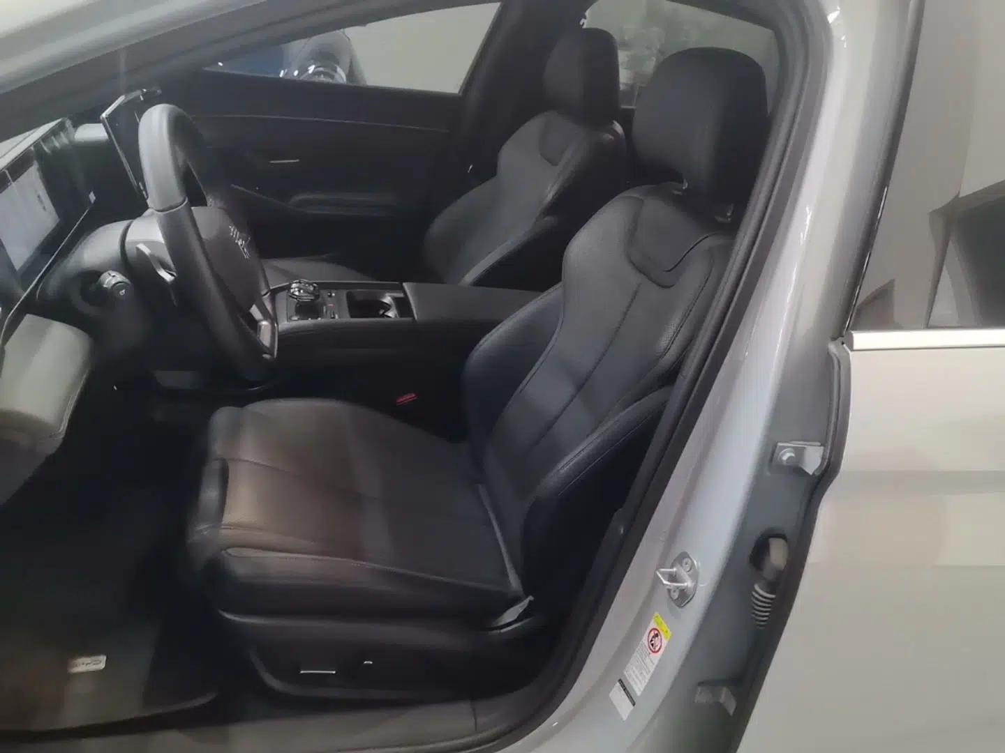 BYD Qin L 2025 DM-i Smart Drive 120KM Leading Model — миниатюра 17