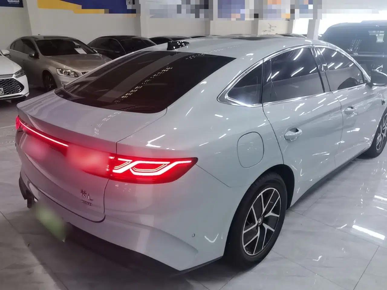 BYD Qin L 2025 DM-i Smart Drive 120KM Leading Model — миниатюра 5