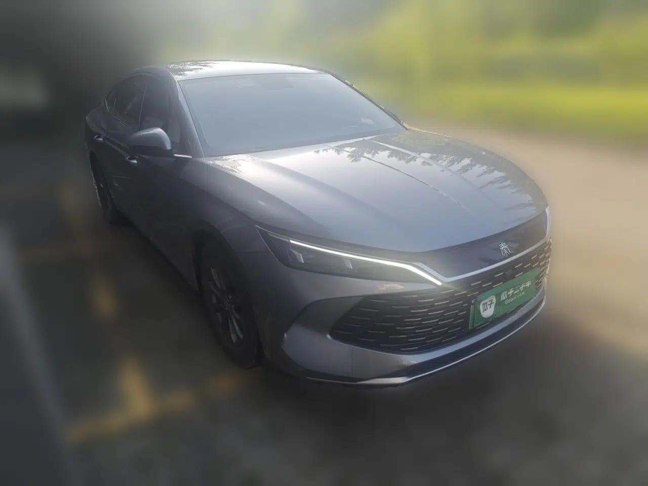 BYD Qin L 2024 DM-i 80KM Leading Model — миниатюра 3
