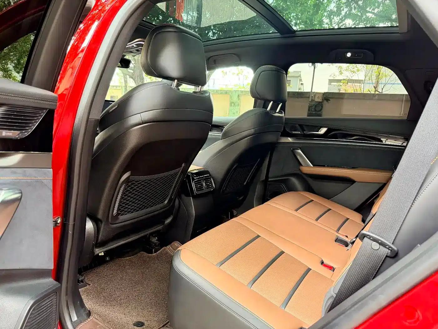 Tang New Energy 2021 DM 2.0T AWD Performance Premium Edition — миниатюра 8