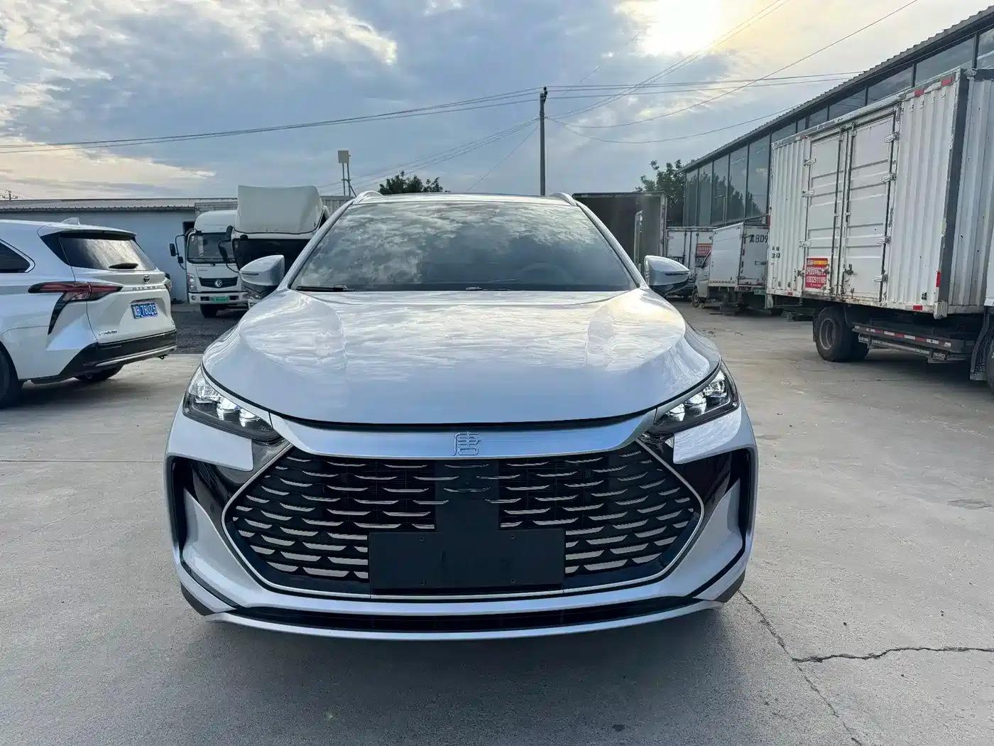 Tang New Energy 2024 DM-i Glory Edition 112KM Flagship Model — миниатюра 2