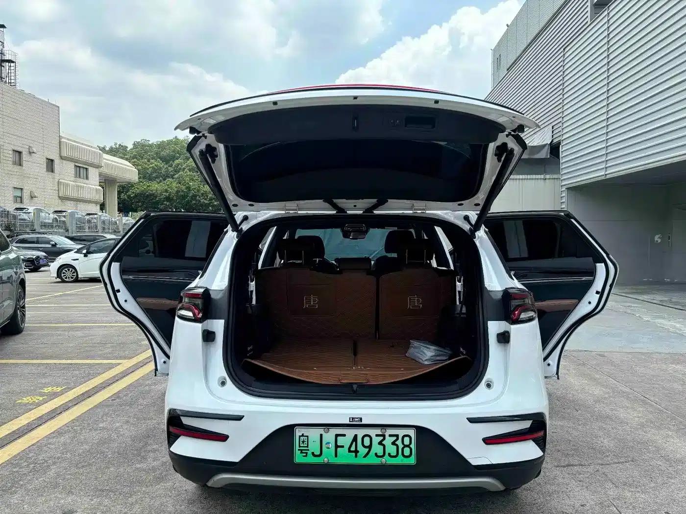 Tang New Energy 2021 DM-i 112KM Premium Edition — миниатюра 15