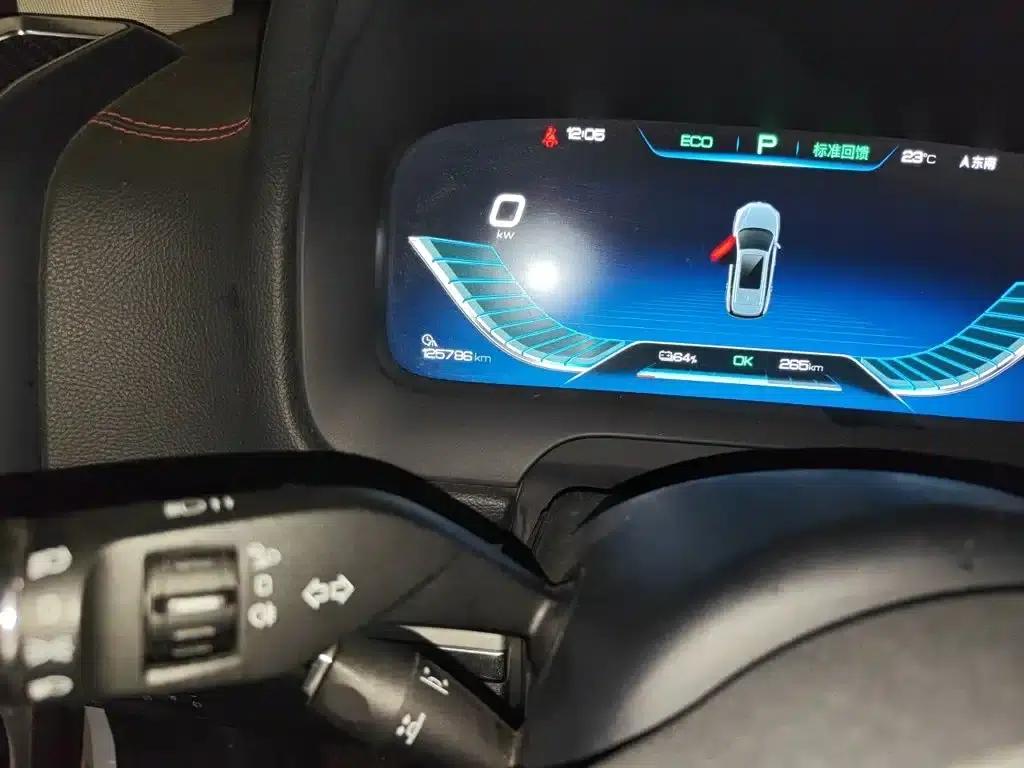 Tang New Energy 2019 EV600D AWD Intelligent Genesis Edition — миниатюра 5