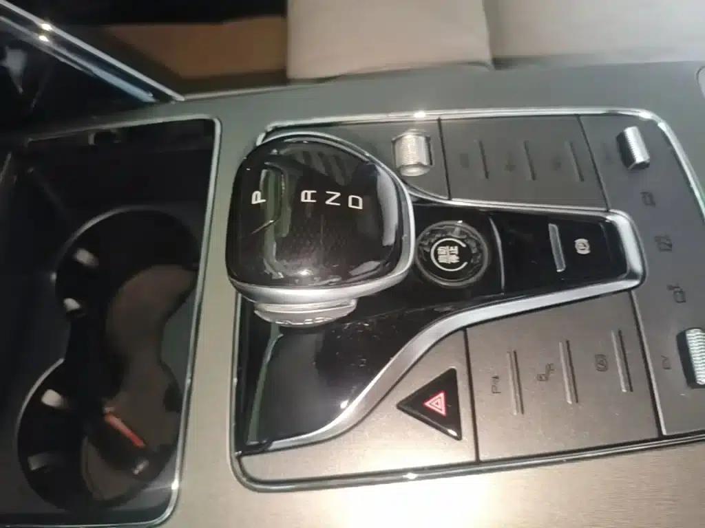 Tang New Energy 2024 DM-p Champion Edition 215KM Four-Wheel Drive Flagship Model — миниатюра 14