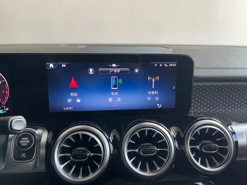 2024 Mercedes-Benz GLB Facelift GLB 220 Dynamic — миниатюра 16