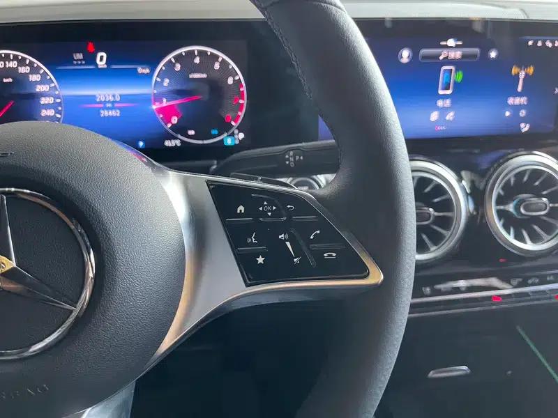 2024 Mercedes-Benz GLB Facelift GLB 220 Dynamic — миниатюра 9