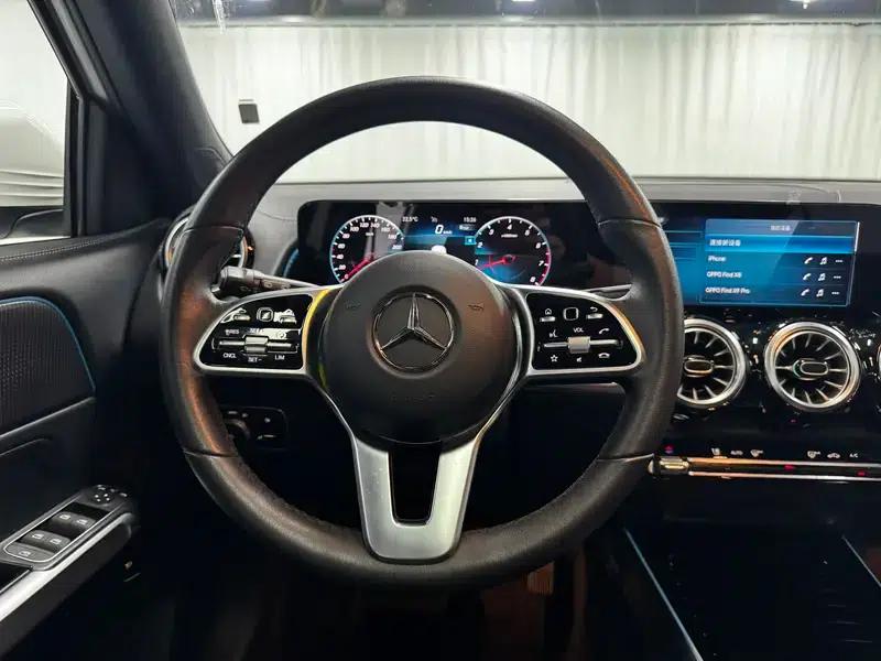 2022 Mercedes-Benz GLB 220 Dynamic — миниатюра 16