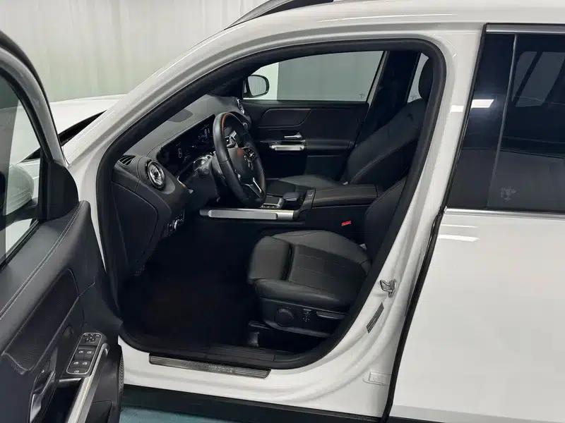 2022 Mercedes-Benz GLB 220 Dynamic — миниатюра 17