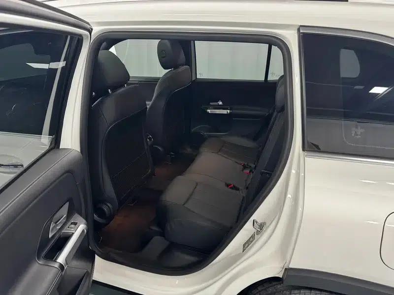2022 Mercedes-Benz GLB 220 Dynamic — миниатюра 18