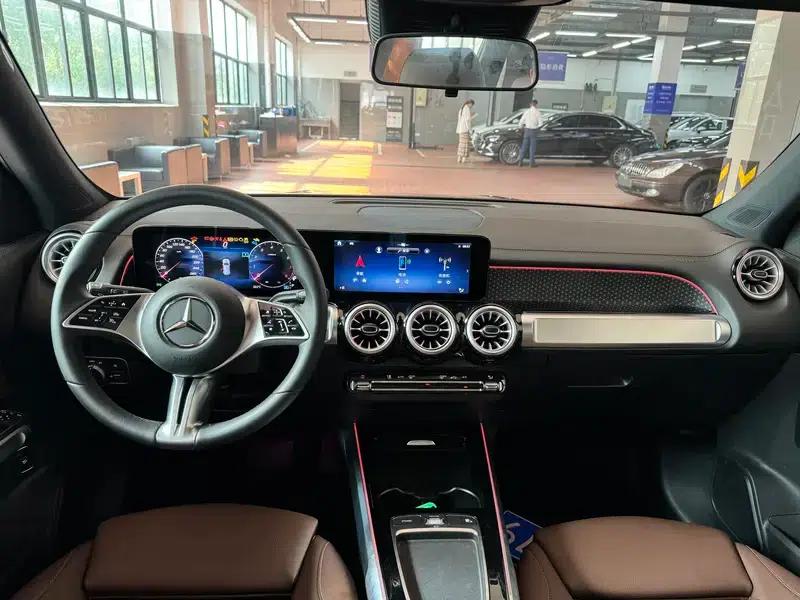 Mercedes-Benz GLB 2024 Facelift GLB 220 Fashion Model — миниатюра 15