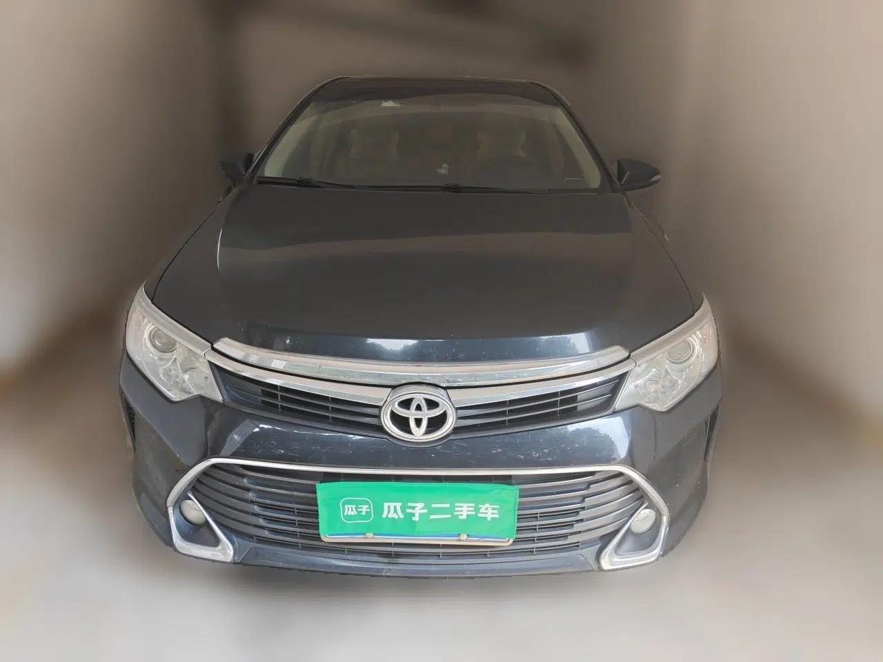 Toyota Camry 2016 2.0E 10th Anniversary Elite Edition — миниатюра 2