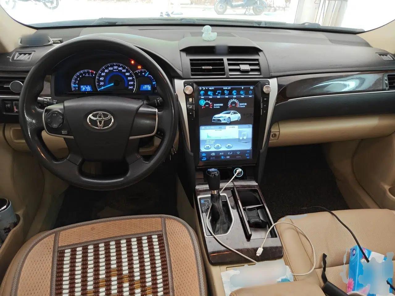 Toyota Camry 2016 2.0E 10th Anniversary Elite Edition — миниатюра 9