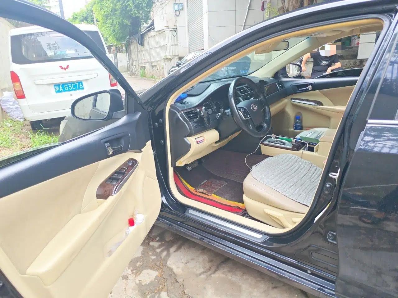 Toyota Camry 2015 2.0E Elite Edition — миниатюра 16