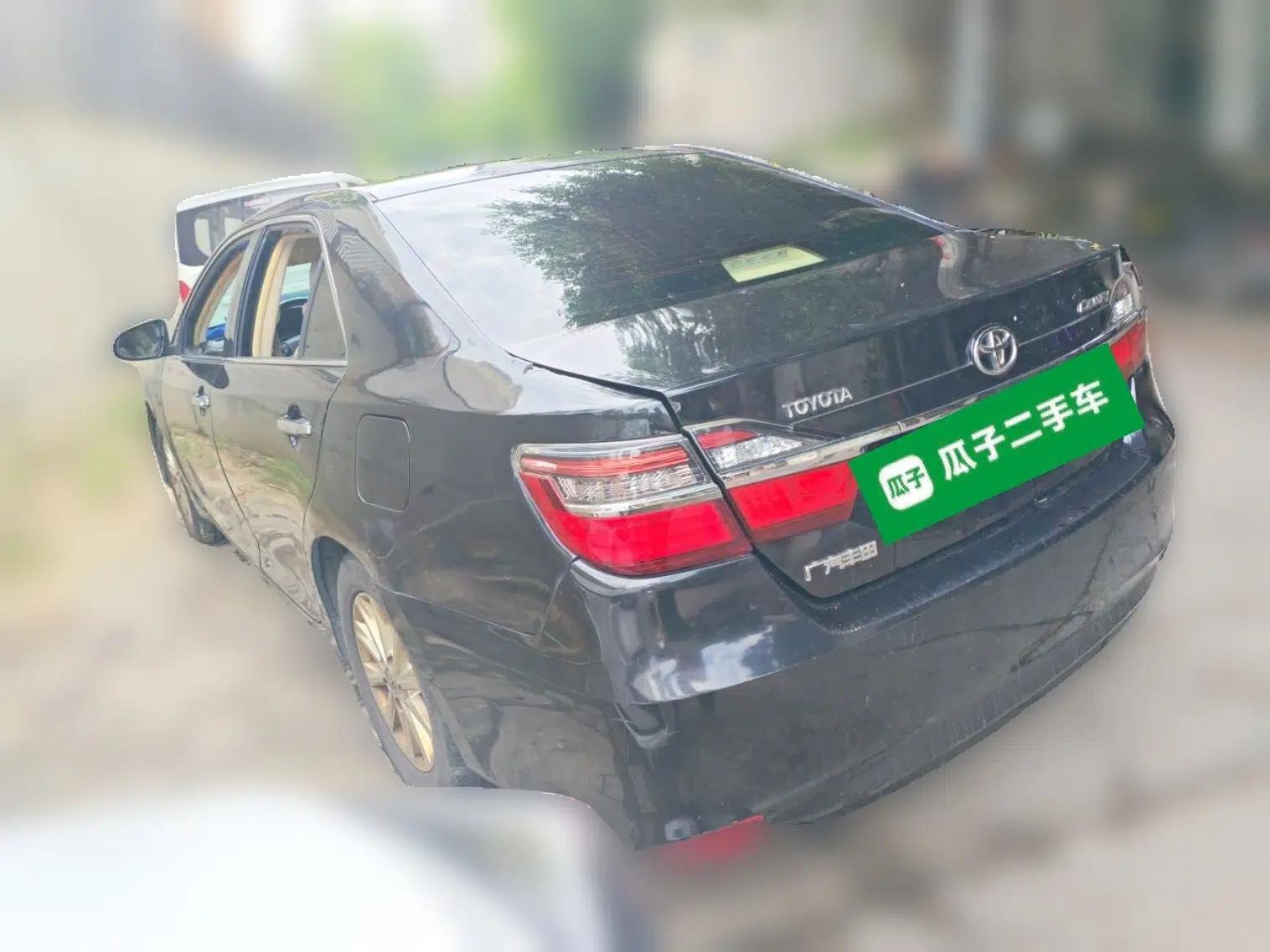 Toyota Camry 2015 2.0E Elite Edition — миниатюра 4