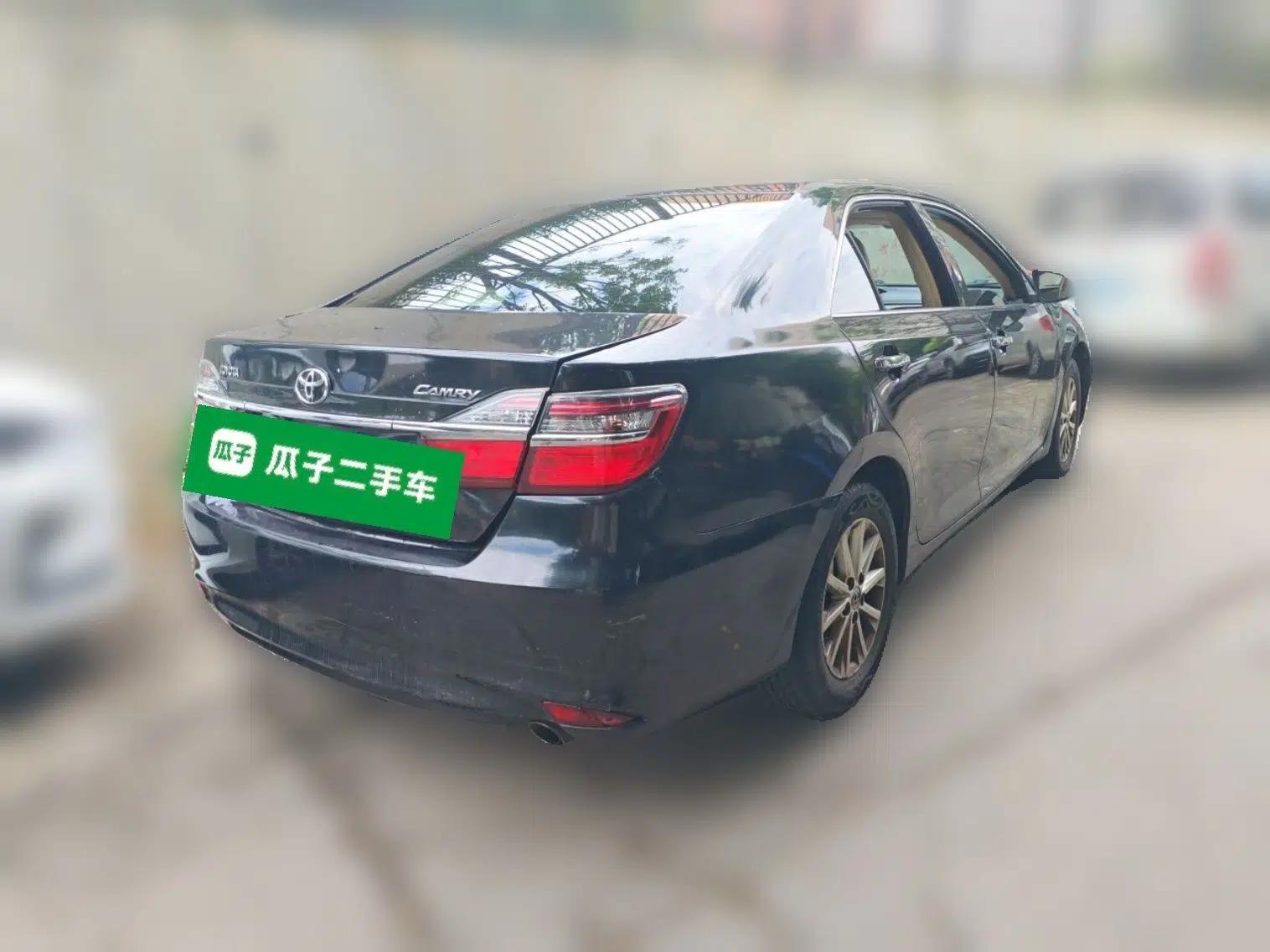 Toyota Camry 2015 2.0E Elite Edition — миниатюра 6