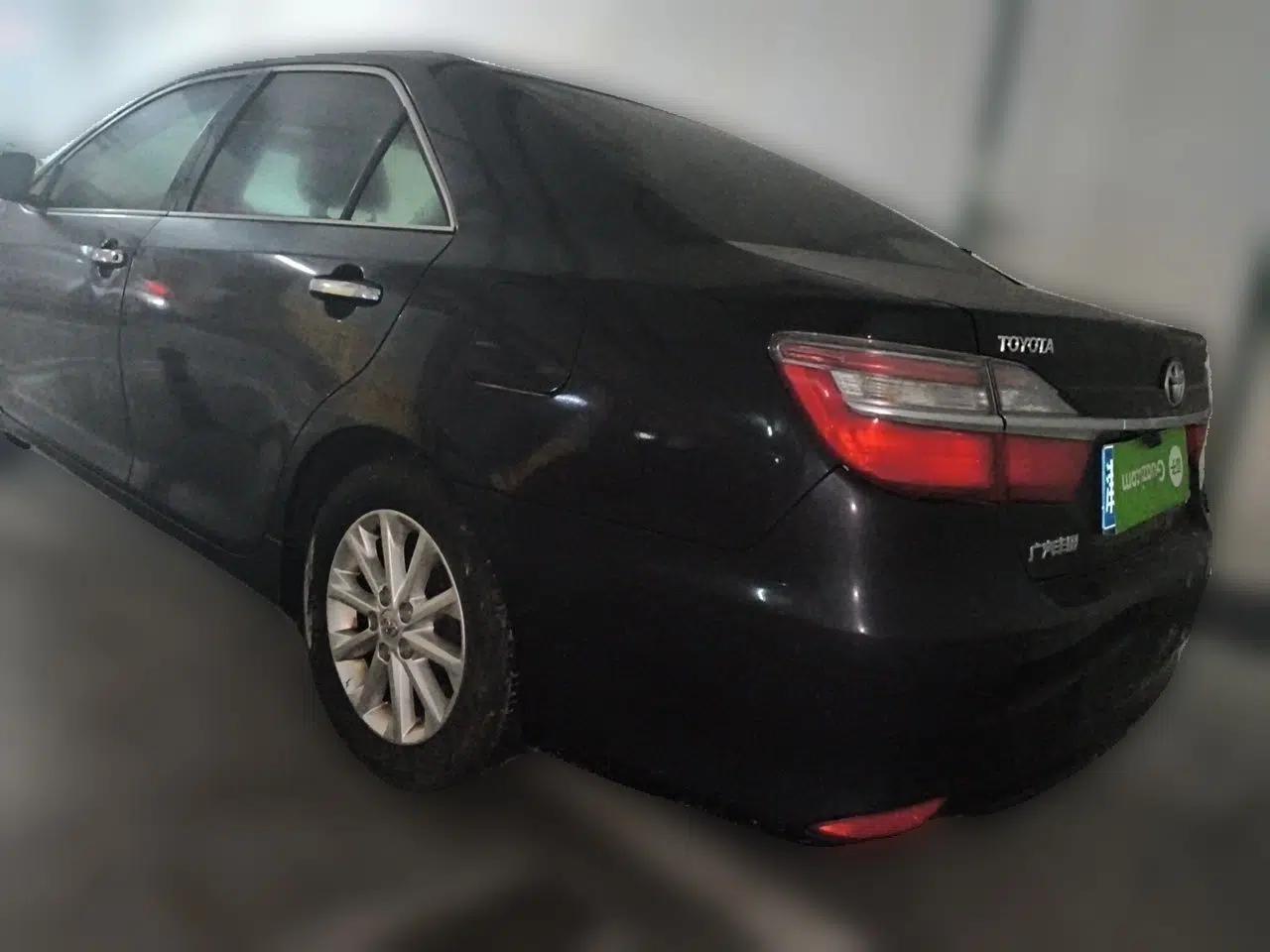 Toyota Camry 2016 2.0G 10th Anniversary Leading Edition — миниатюра 4