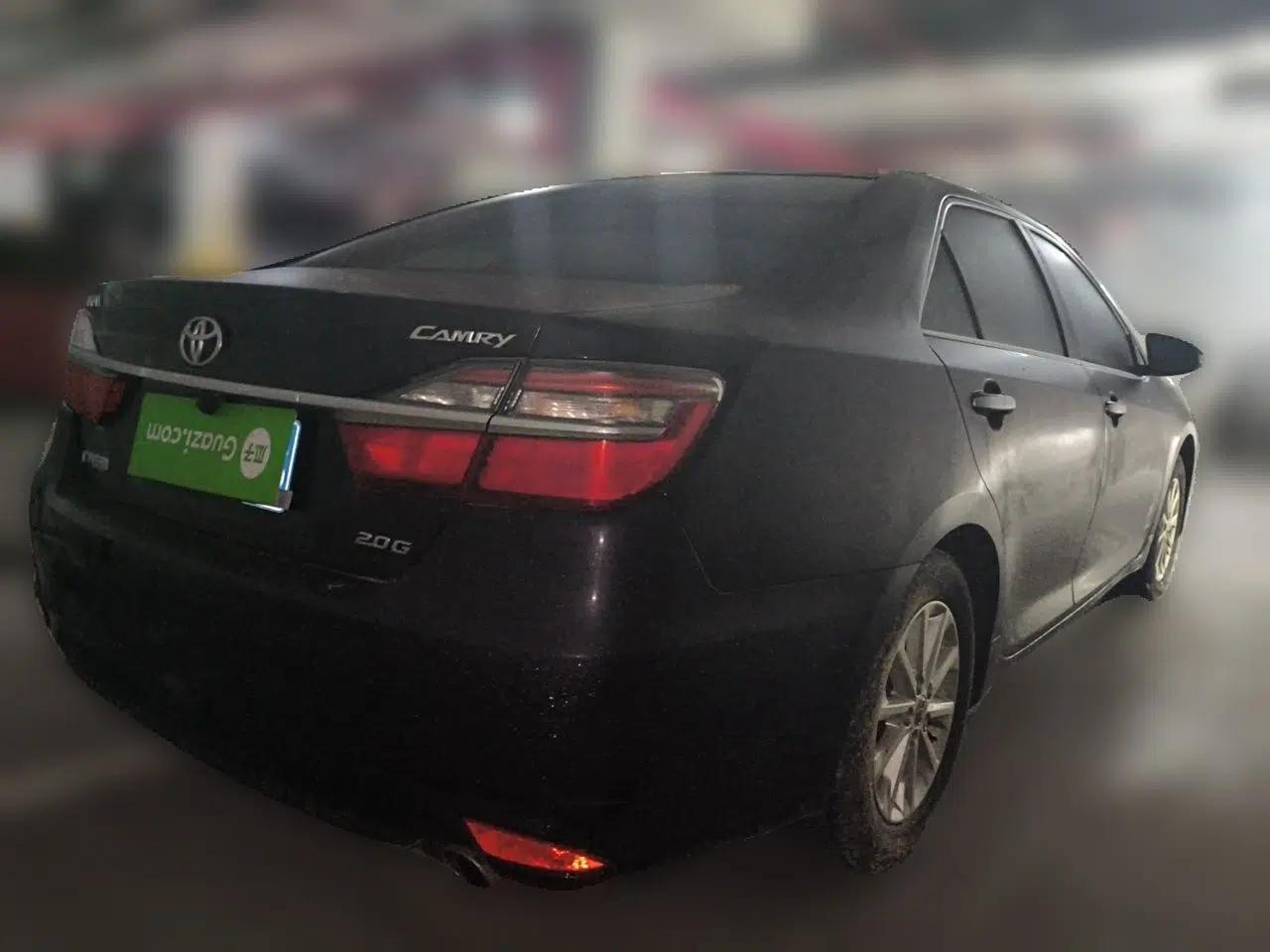 Toyota Camry 2016 2.0G 10th Anniversary Leading Edition — миниатюра 6