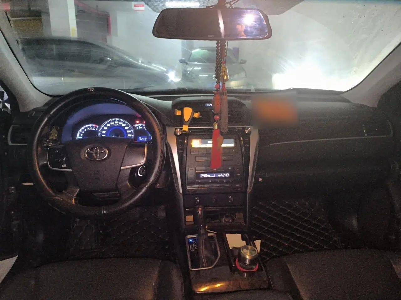 Toyota Camry 2016 2.0G 10th Anniversary Leading Edition — миниатюра 9