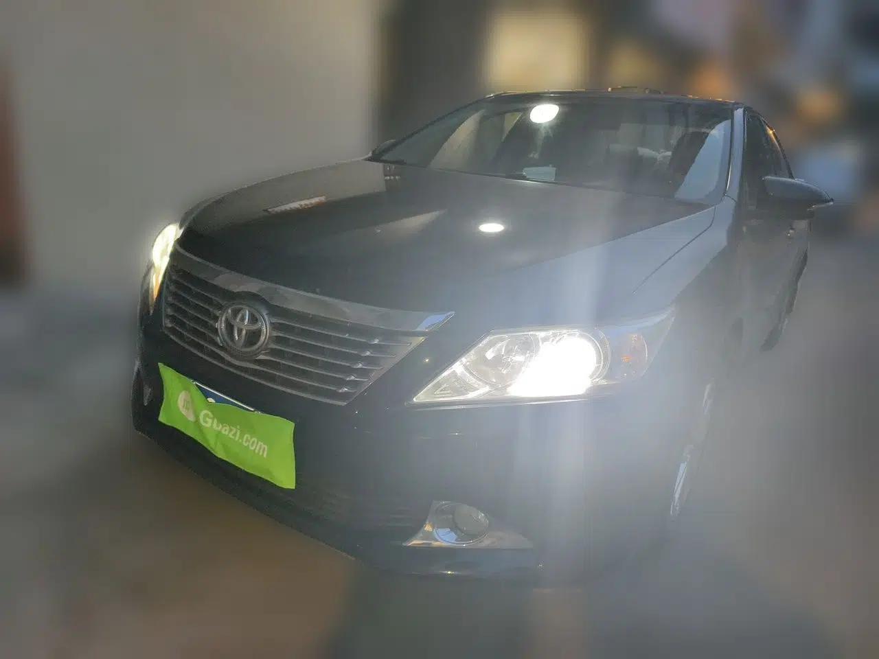 Toyota Camry 2013 2.0G Comfort Edition — миниатюра 1