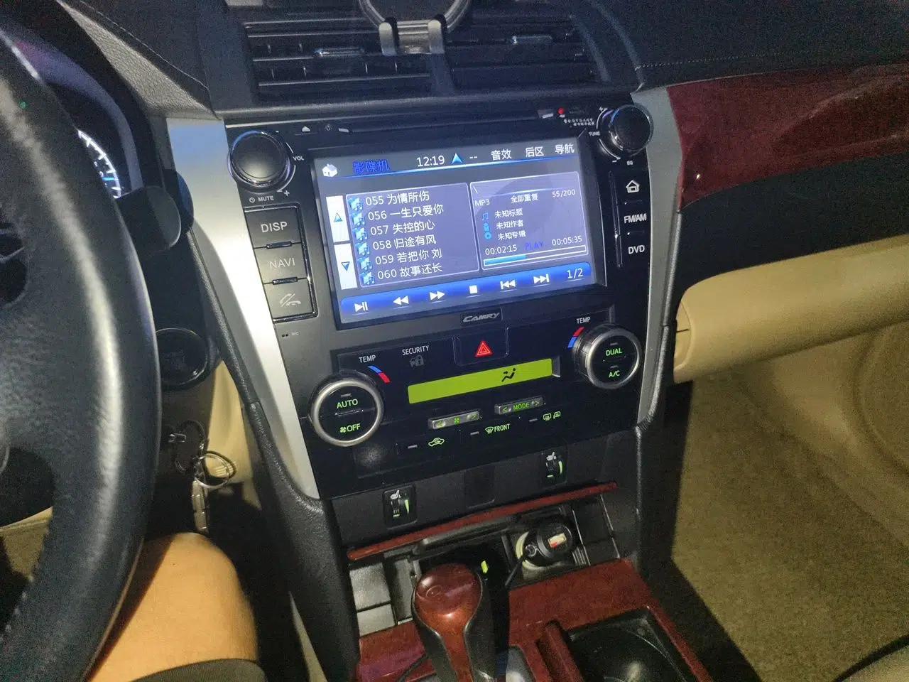 Toyota Camry 2013 2.0G Comfort Edition — миниатюра 13