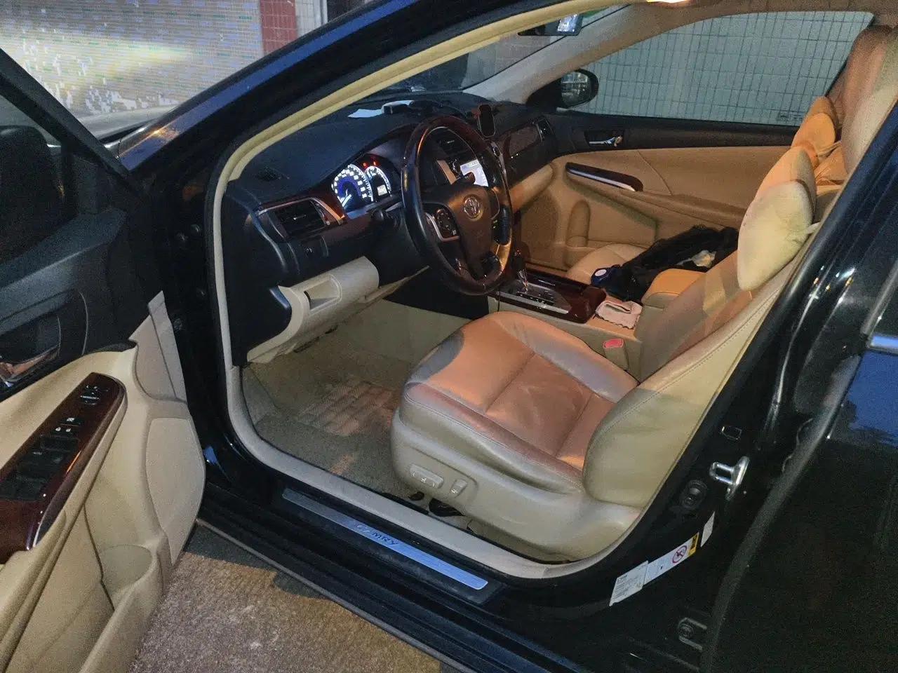 Toyota Camry 2013 2.0G Comfort Edition — миниатюра 16