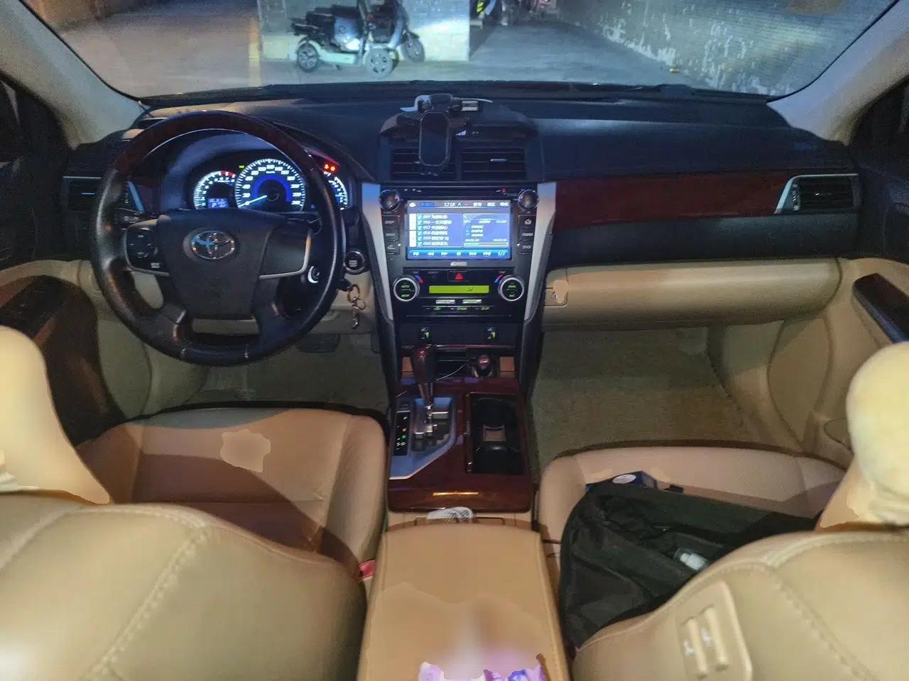 Toyota Camry 2013 2.0G Comfort Edition — миниатюра 9