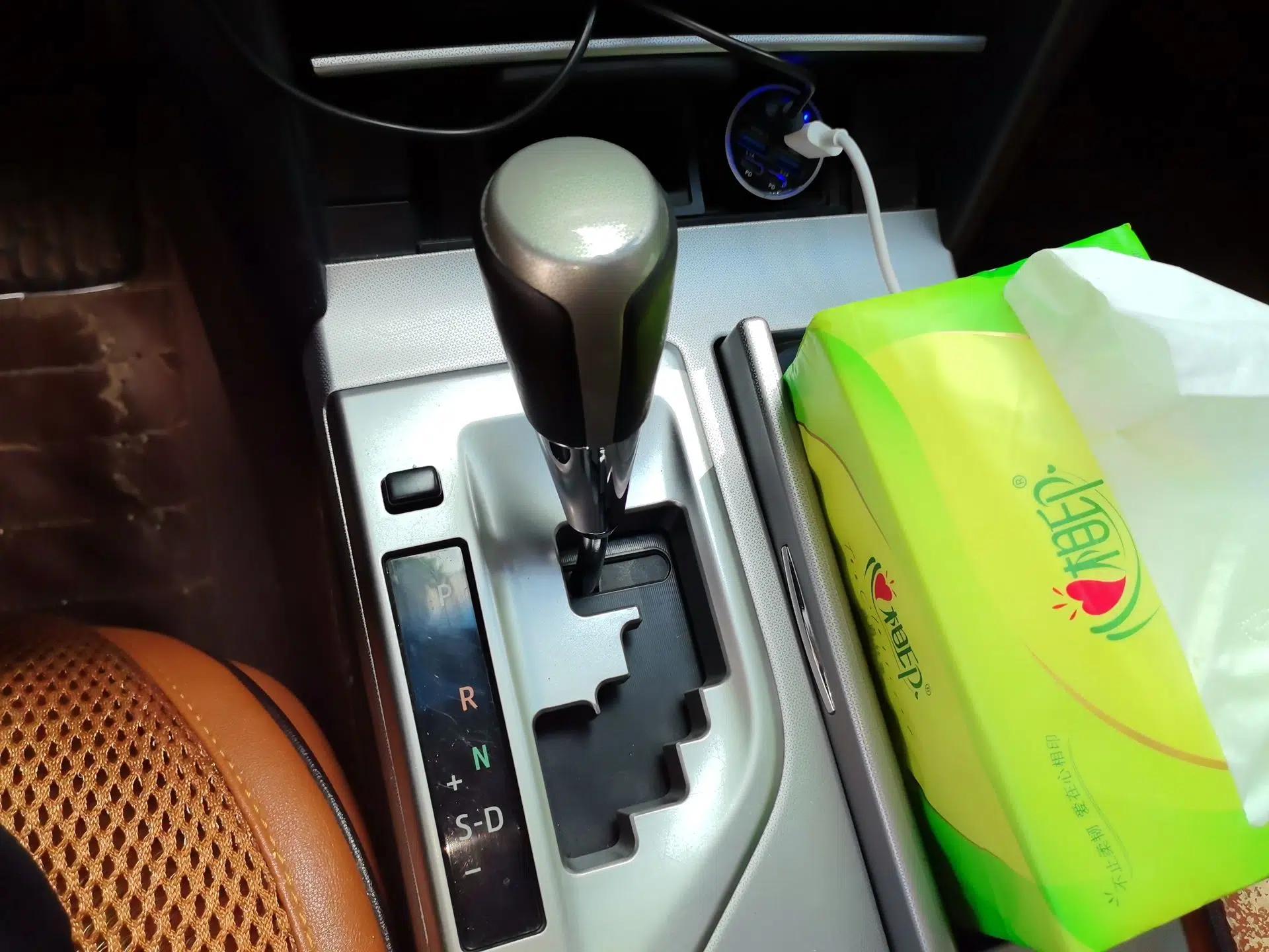 Toyota Camry 2012 Junrui 2.0S Radiant Edition — миниатюра 14