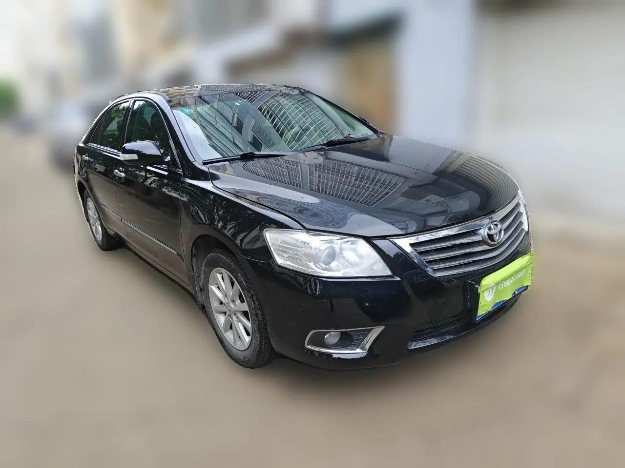 Toyota Camry 2011 200G Classic Anniversary Edition — миниатюра 3