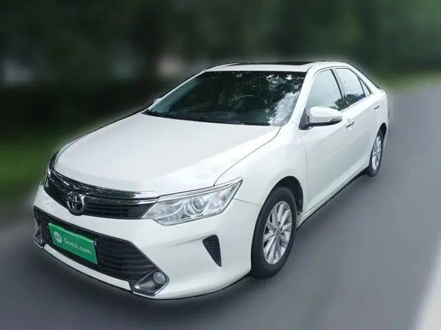 Toyota Camry 2015 2.0G Premier Edition