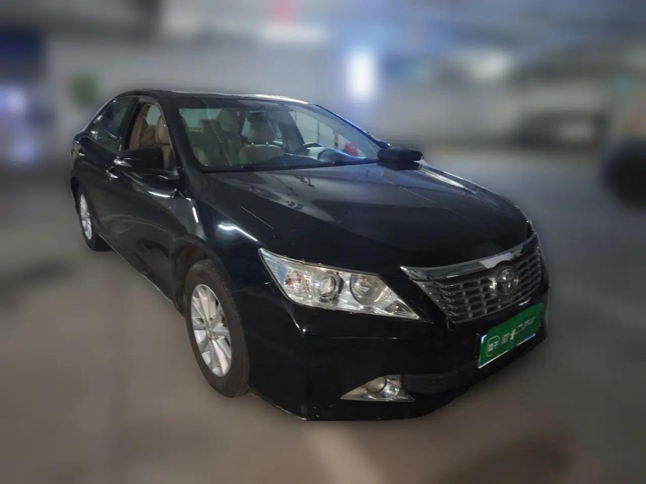 Toyota Camry 2013 2.0G Comfort Edition — миниатюра 3