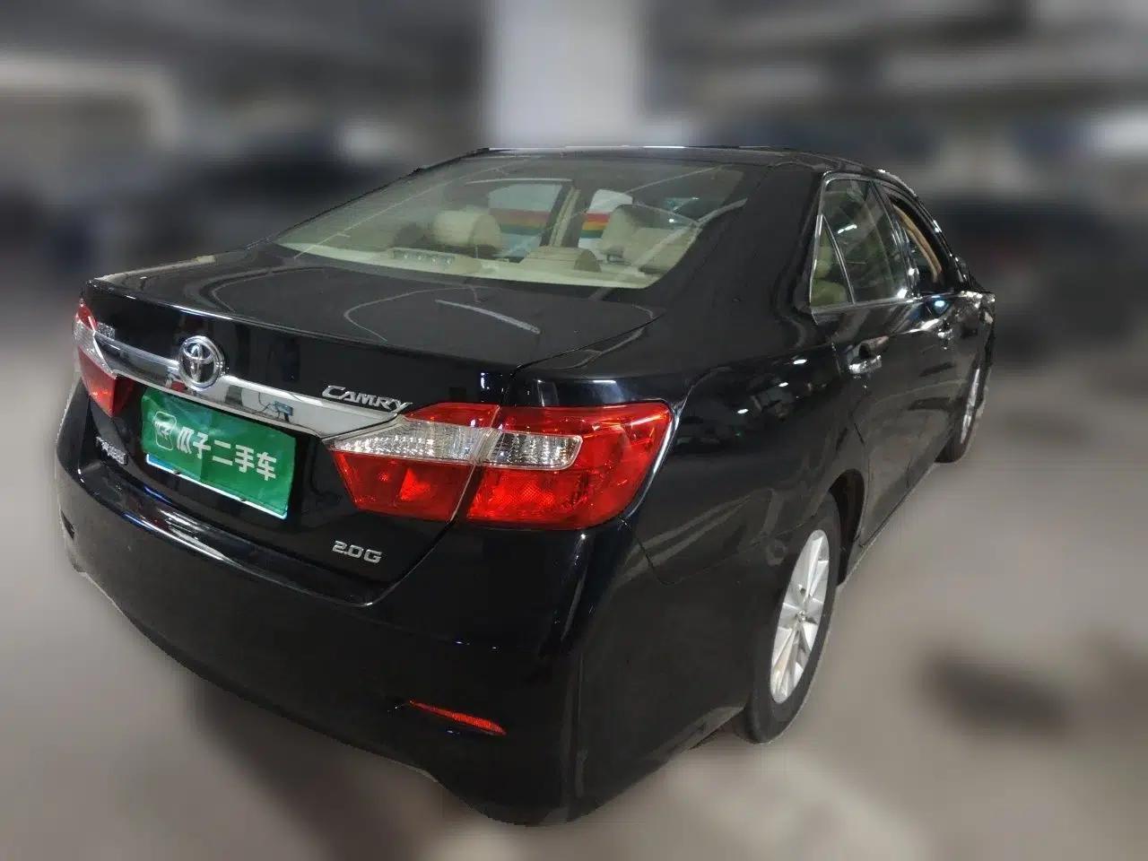 Toyota Camry 2013 2.0G Comfort Edition — миниатюра 6