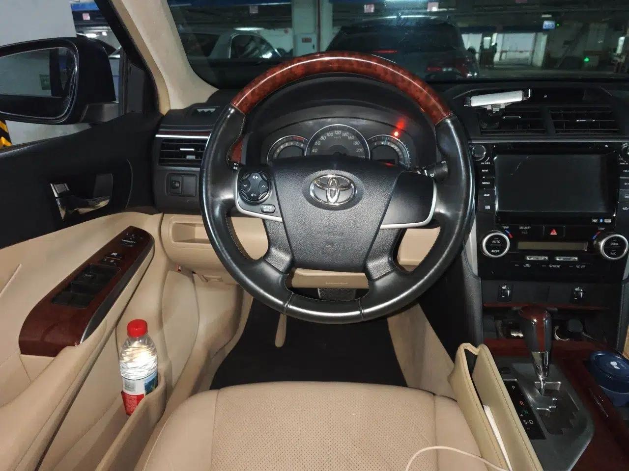 Toyota Camry 2013 2.0G Comfort Edition — миниатюра 10