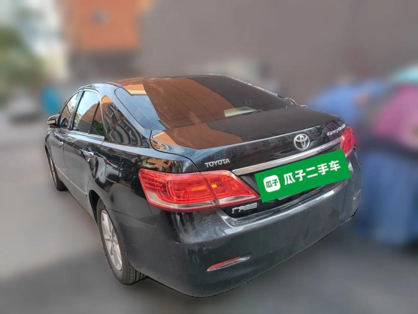 Toyota Camry 2013 200G Classic Luxury Edition — миниатюра 4